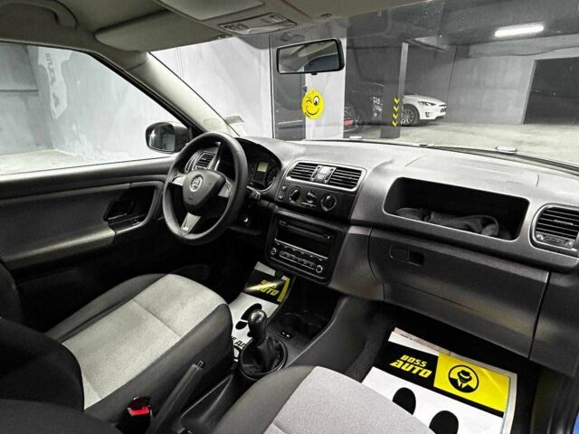 Шкода Фабія 2014 у Чернівцях на Automoto.ua Синій Шкода Фабія, об'ємом двигуна 1.2 л та пробігом 138 тис. км за 7000 $, фото 14 на Automoto.ua