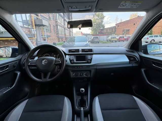 Синій Шкода Фабія, об'ємом двигуна 1.4 л та пробігом 195 тис. км за 6500 $, фото 16 на Automoto.ua