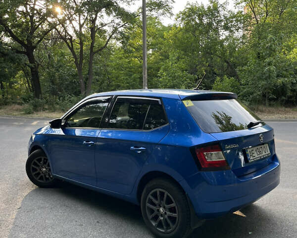 Синий Шкода Фабия, объемом двигателя 1 л и пробегом 102 тыс. км за 9500 $, фото 2 на Automoto.ua