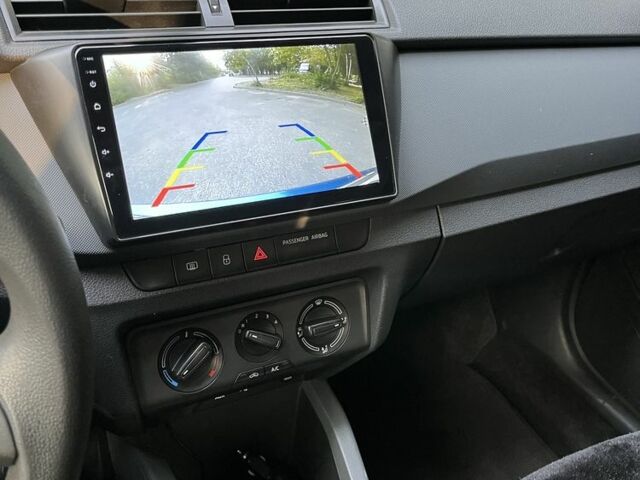 Синий Шкода Фабия, объемом двигателя 1 л и пробегом 102 тыс. км за 7200 $, фото 6 на Automoto.ua