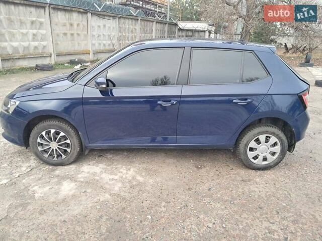 Синій Шкода Фабія, об'ємом двигуна 1 л та пробігом 127 тис. км за 5200 $, фото 3 на Automoto.ua