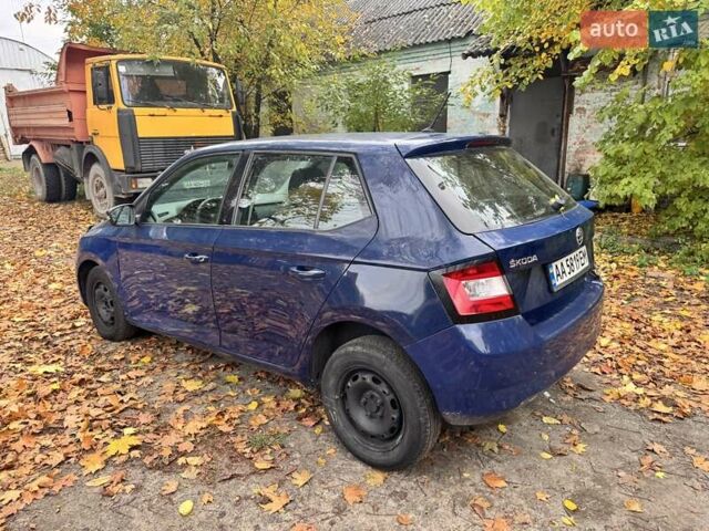 Шкода Фабия 2016 в Киеве на Automoto.ua Синий Шкода Фабия, объемом двигателя 1.2 л и пробегом 239 тыс. км за 3850 $, фото 6 на Automoto.ua
