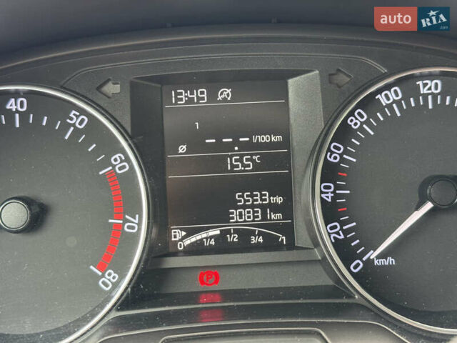 Синий Шкода Фабия, объемом двигателя 1.2 л и пробегом 30 тыс. км за 9200 $, фото 19 на Automoto.ua