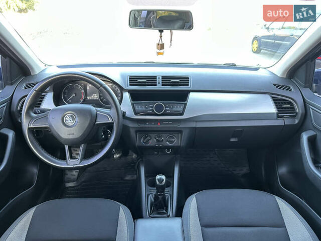 Синій Шкода Фабія, об'ємом двигуна 1.2 л та пробігом 228 тис. км за 7900 $, фото 22 на Automoto.ua