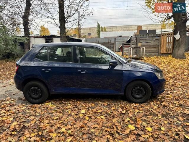 Шкода Фабия 2016 в Киеве на Automoto.ua Синий Шкода Фабия, объемом двигателя 1.2 л и пробегом 239 тыс. км за 3850 $, фото 3 на Automoto.ua