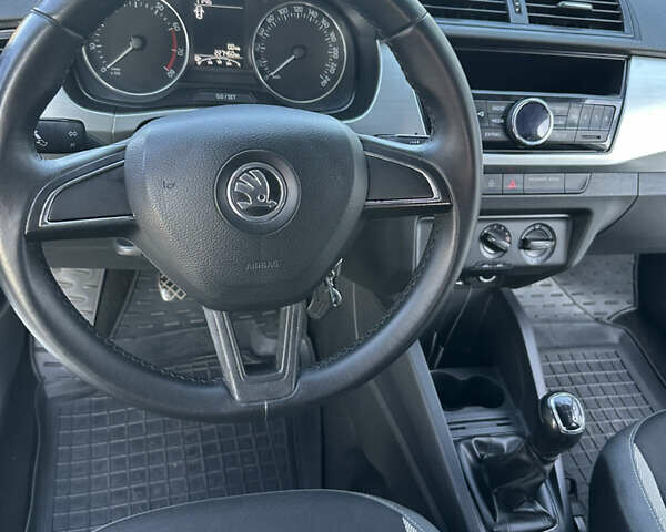 Синій Шкода Фабія, об'ємом двигуна 1.2 л та пробігом 228 тис. км за 7900 $, фото 25 на Automoto.ua