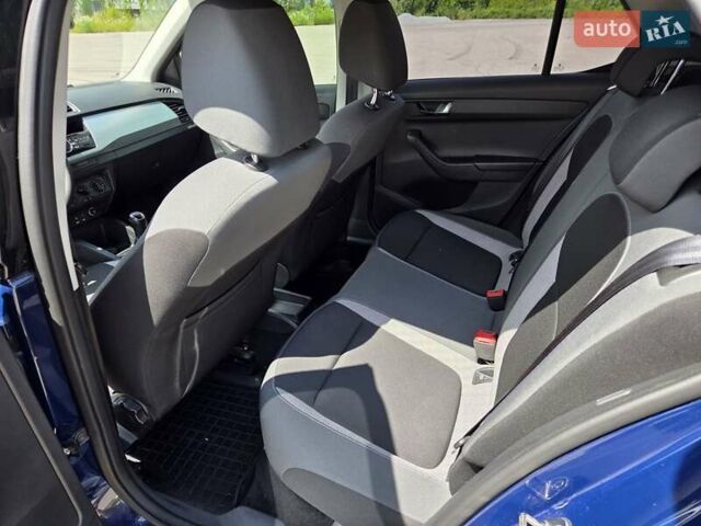 Синій Шкода Фабія, об'ємом двигуна 1.2 л та пробігом 160 тис. км за 6500 $, фото 14 на Automoto.ua