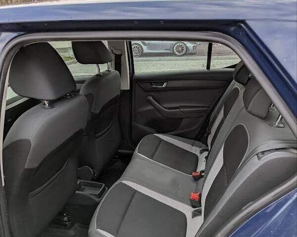 Шкода Фабия 2016 в Львове на Automoto.ua Синий Шкода Фабия, объемом двигателя 1.2 л и пробегом 242 тыс. км за 5500 $, фото 9 на Automoto.ua