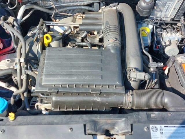 Синий Шкода Фабия, объемом двигателя 1.2 л и пробегом 195 тыс. км за 6700 $, фото 7 на Automoto.ua