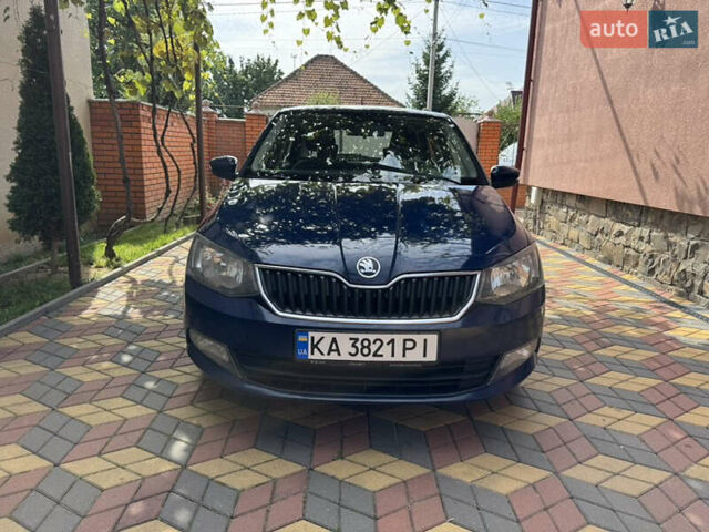 Синий Шкода Фабия, объемом двигателя 1 л и пробегом 160 тыс. км за 6999 $, фото 1 на Automoto.ua