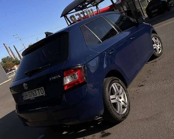 Синий Шкода Фабия, объемом двигателя 1 л и пробегом 125 тыс. км за 7600 $, фото 6 на Automoto.ua