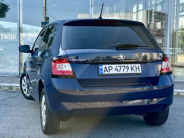 Синий Шкода Фабия, объемом двигателя 1 л и пробегом 160 тыс. км за 8900 $, фото 5 на Automoto.ua