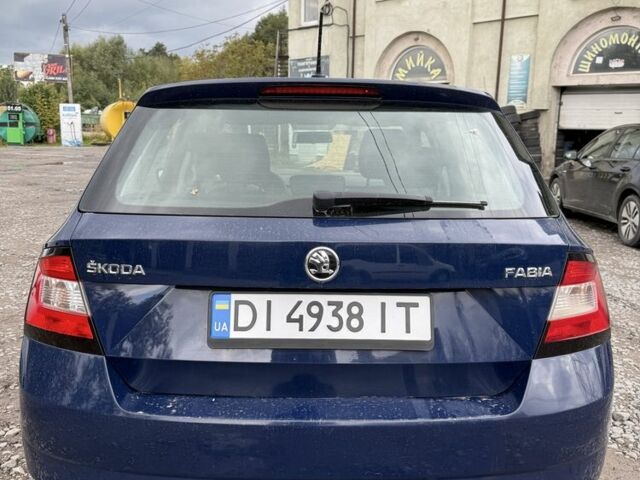 Синий Шкода Фабия, объемом двигателя 1 л и пробегом 147 тыс. км за 5500 $, фото 1 на Automoto.ua