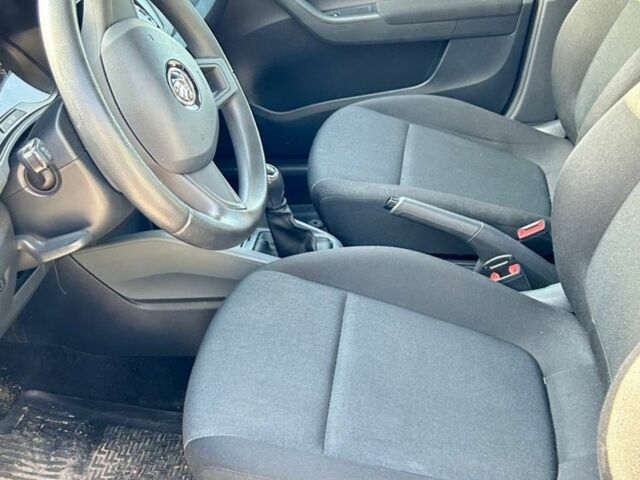 Синий Шкода Фабия, объемом двигателя 1 л и пробегом 100 тыс. км за 7000 $, фото 12 на Automoto.ua