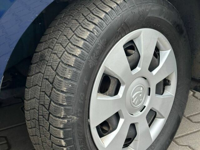 Синий Шкода Фабия, объемом двигателя 1 л и пробегом 128 тыс. км за 7000 $, фото 9 на Automoto.ua