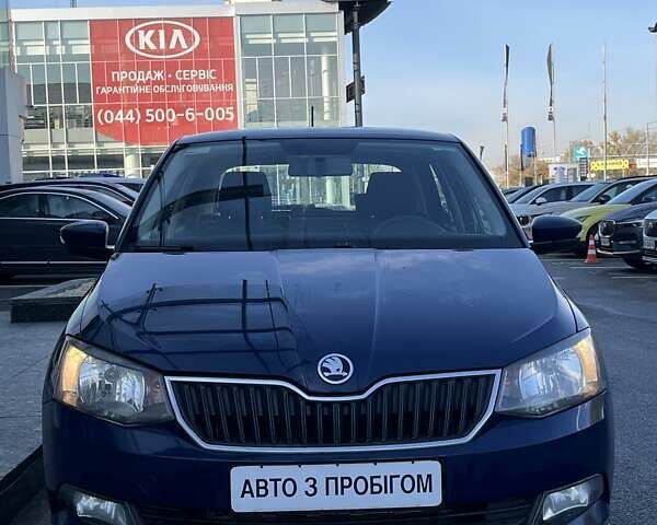 Шкода Фабия 2018 в Киеве на Automoto.ua Синий Шкода Фабия, объемом двигателя 1 л и пробегом 188 тыс. км за 6305 $, фото 2 на Automoto.ua
