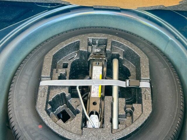 Синий Шкода Фабия, объемом двигателя 1 л и пробегом 100 тыс. км за 7000 $, фото 16 на Automoto.ua