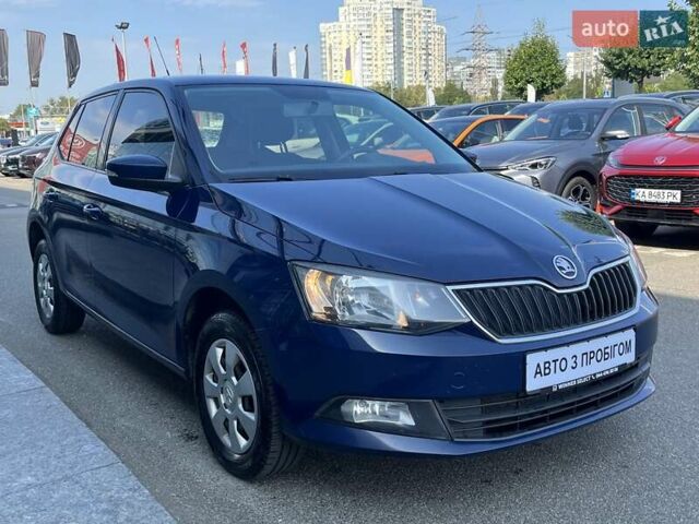 Синий Шкода Фабия, объемом двигателя 1 л и пробегом 166 тыс. км за 5984 $, фото 2 на Automoto.ua