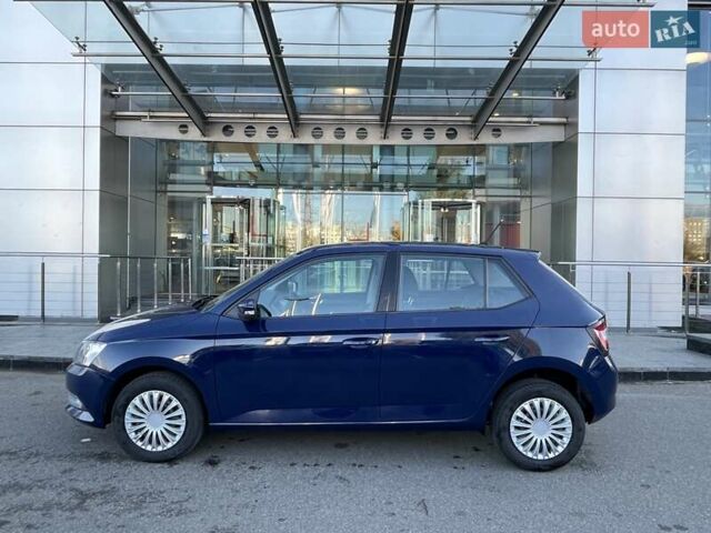Шкода Фабия 2018 в Киеве на Automoto.ua Синий Шкода Фабия, объемом двигателя 1 л и пробегом 167 тыс. км за 6062 $, фото 8 на Automoto.ua