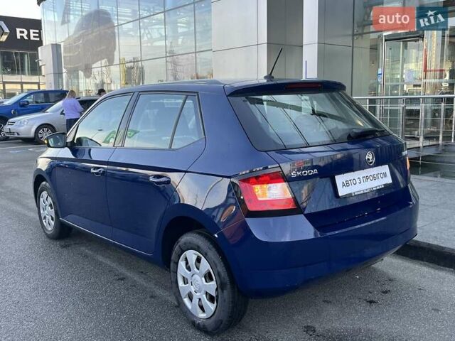 Шкода Фабия 2018 в Киеве на Automoto.ua Синий Шкода Фабия, объемом двигателя 1 л и пробегом 188 тыс. км за 6305 $, фото 7 на Automoto.ua