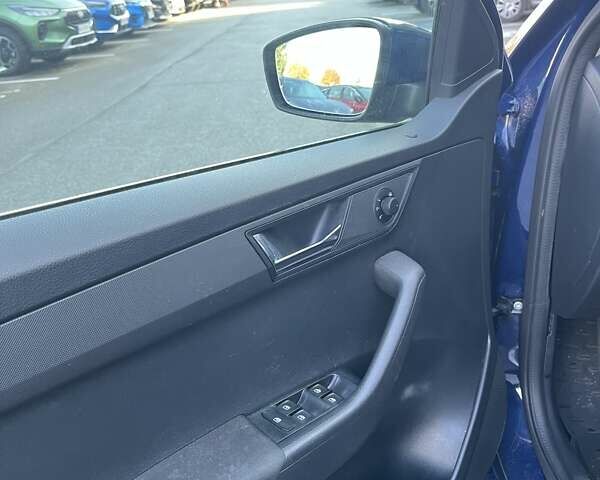 Шкода Фабия 2018 в Киеве на Automoto.ua Синий Шкода Фабия, объемом двигателя 1 л и пробегом 188 тыс. км за 6305 $, фото 16 на Automoto.ua