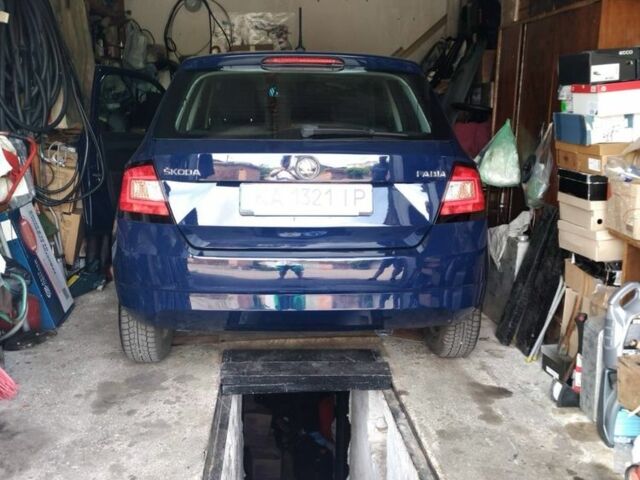 Синий Шкода Фабия, объемом двигателя 1 л и пробегом 100 тыс. км за 7000 $, фото 6 на Automoto.ua