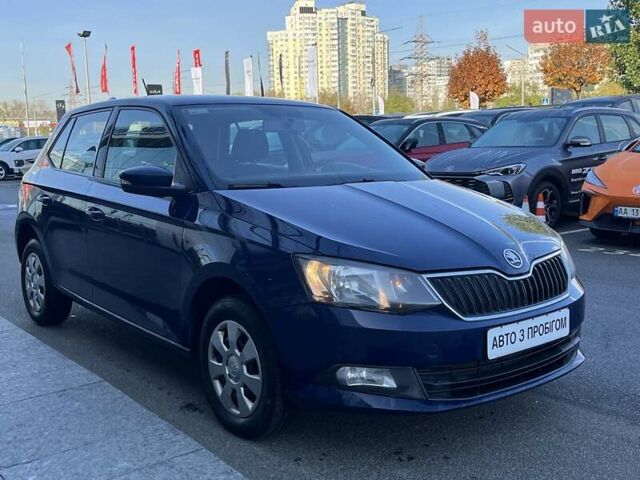 Шкода Фабия 2018 в Киеве на Automoto.ua Синий Шкода Фабия, объемом двигателя 1 л и пробегом 188 тыс. км за 6305 $, фото 3 на Automoto.ua