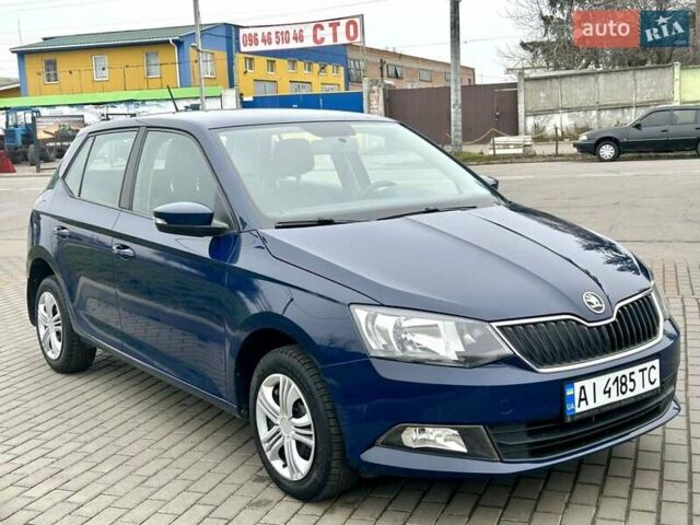 Синий Шкода Фабия, объемом двигателя 1 л и пробегом 70 тыс. км за 7300 $, фото 1 на Automoto.ua