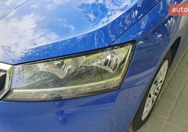 Синий Шкода Фабия, объемом двигателя 1 л и пробегом 96 тыс. км за 9450 $, фото 1 на Automoto.ua