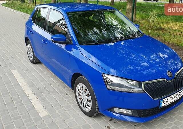 Синий Шкода Фабия, объемом двигателя 1 л и пробегом 96 тыс. км за 9450 $, фото 3 на Automoto.ua