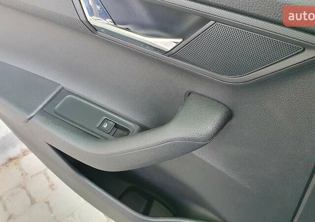 Синий Шкода Фабия, объемом двигателя 1 л и пробегом 96 тыс. км за 9450 $, фото 19 на Automoto.ua