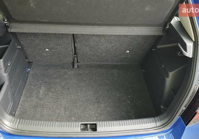 Синий Шкода Фабия, объемом двигателя 1 л и пробегом 96 тыс. км за 9450 $, фото 22 на Automoto.ua