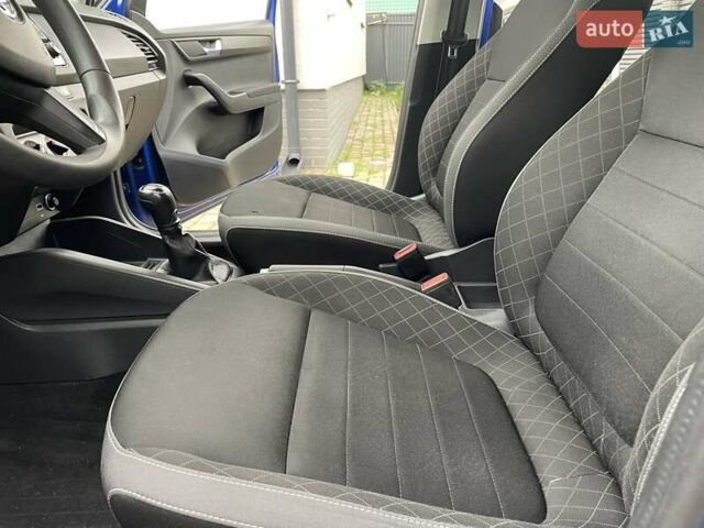 Синий Шкода Фабия, объемом двигателя 1 л и пробегом 143 тыс. км за 9000 $, фото 7 на Automoto.ua
