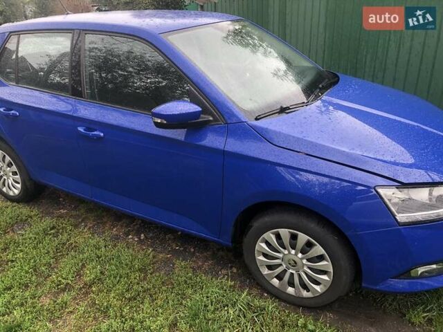 Синий Шкода Фабия, объемом двигателя 1 л и пробегом 65 тыс. км за 8750 $, фото 1 на Automoto.ua