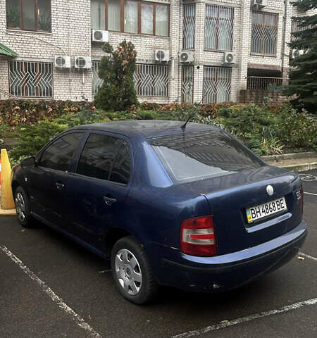 Синий Шкода Фабия, объемом двигателя 1.13 л и пробегом 380 тыс. км за 3500 $, фото 3 на Automoto.ua