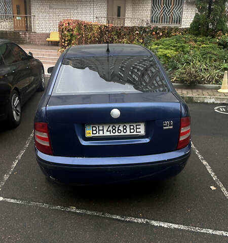 Синий Шкода Фабия, объемом двигателя 1.13 л и пробегом 380 тыс. км за 3500 $, фото 2 на Automoto.ua