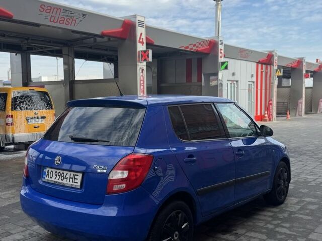 Шкода Фабия 2007 в Хусте на Automoto.ua Синий Шкода Фабия, объемом двигателя 1.4 л и пробегом 300 тыс. км за 3800 $, фото 3 на Automoto.ua