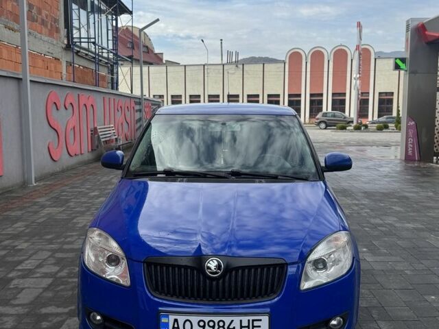 Шкода Фабия 2007 в Хусте на Automoto.ua Синий Шкода Фабия, объемом двигателя 1.4 л и пробегом 300 тыс. км за 3800 $, фото 2 на Automoto.ua