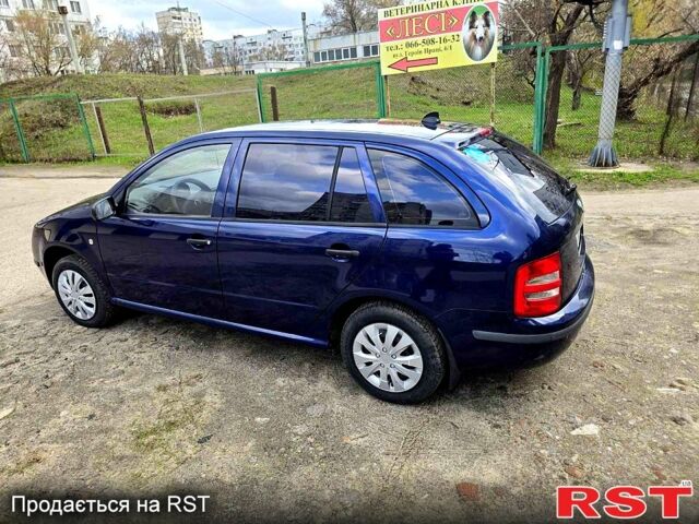 Синий Шкода Фабия, объемом двигателя 1.4 л и пробегом 248 тыс. км за 3600 $, фото 3 на Automoto.ua