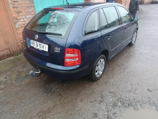 Синий Шкода Фабия, объемом двигателя 1.4 л и пробегом 290 тыс. км за 4300 $, фото 4 на Automoto.ua