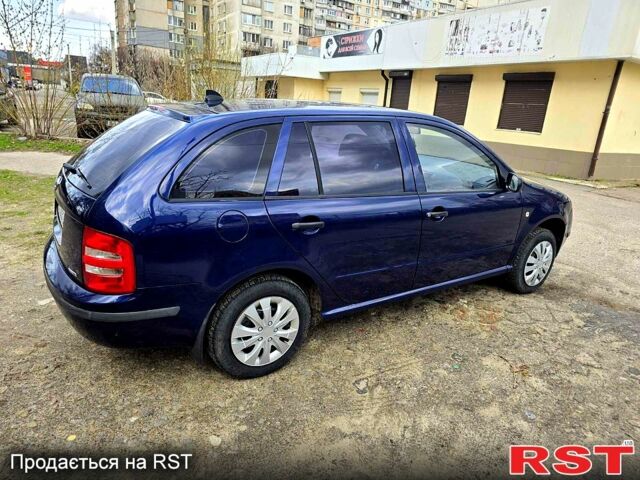 Синий Шкода Фабия, объемом двигателя 1.4 л и пробегом 248 тыс. км за 3600 $, фото 2 на Automoto.ua