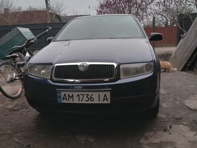 Синий Шкода Фабия, объемом двигателя 1.4 л и пробегом 231 тыс. км за 2700 $, фото 4 на Automoto.ua