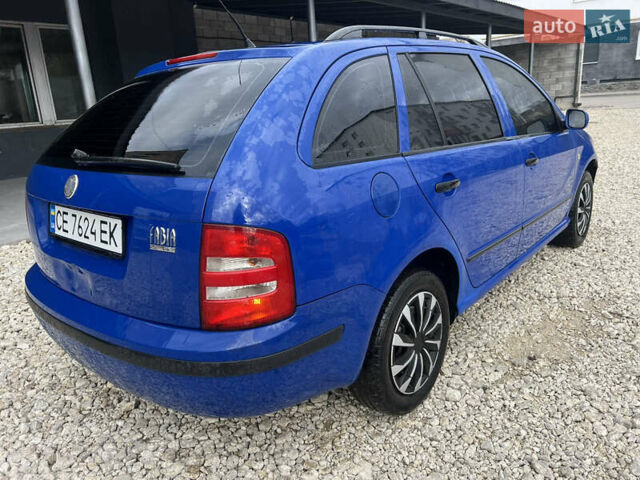 Синий Шкода Фабия, объемом двигателя 1.4 л и пробегом 293 тыс. км за 3500 $, фото 4 на Automoto.ua