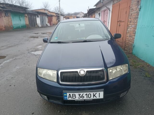 Синий Шкода Фабия, объемом двигателя 1.4 л и пробегом 290 тыс. км за 4300 $, фото 5 на Automoto.ua