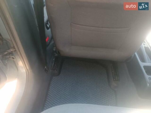 Синій Шкода Фабія, об'ємом двигуна 1.39 л та пробігом 252 тис. км за 3999 $, фото 21 на Automoto.ua