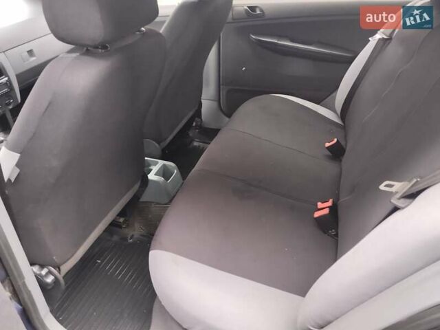 Синій Шкода Фабія, об'ємом двигуна 1.4 л та пробігом 300 тис. км за 2999 $, фото 1 на Automoto.ua