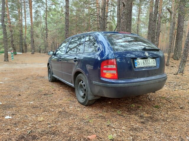 Синий Шкода Фабия, объемом двигателя 1.4 л и пробегом 380 тыс. км за 3500 $, фото 4 на Automoto.ua