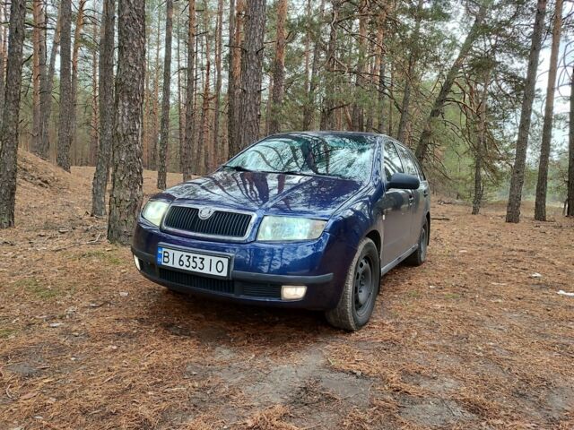 Синий Шкода Фабия, объемом двигателя 1.4 л и пробегом 380 тыс. км за 3500 $, фото 1 на Automoto.ua