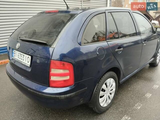 Синій Шкода Фабія, об'ємом двигуна 1.4 л та пробігом 300 тис. км за 2999 $, фото 6 на Automoto.ua