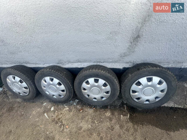 Синий Шкода Фабия, объемом двигателя 1.39 л и пробегом 258 тыс. км за 3600 $, фото 23 на Automoto.ua